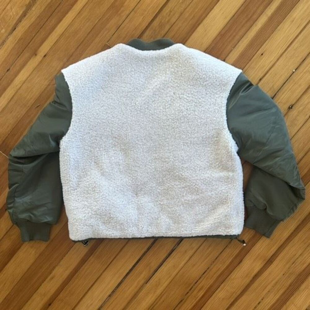ASTR The Label Tegan Mixed Media Jacket in Olive/Cream Size M NWOT - Picture 3 of 6